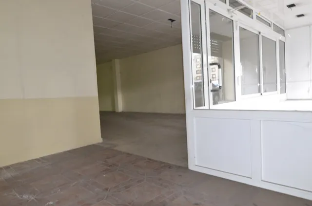 Urbis te ofrece un local comercial en zona San Cristóbal, Salamanca. — 11