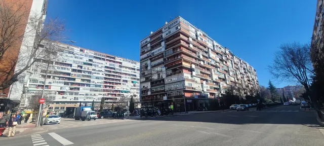 VENTA DE L ANUDA PROPIEDAD EN GUINDALERA - foto 2