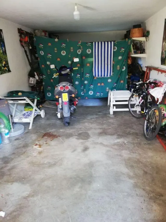 Chalet independiente con piscina, jardín y amplias posibilidades — 15