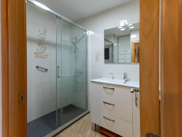 Agencia Inmobiliaria en Barcelona. Piso en venta en Montbau — 22