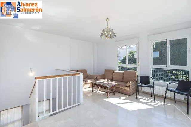 EXCLUSIVO CHALET INDIVIDUAL EN HUÉTOR VEGA — 35