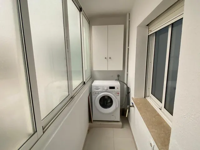 ¡AMPLIO PISO EN UNA ZONA TRANQUILA DE ALCANAR! — 24