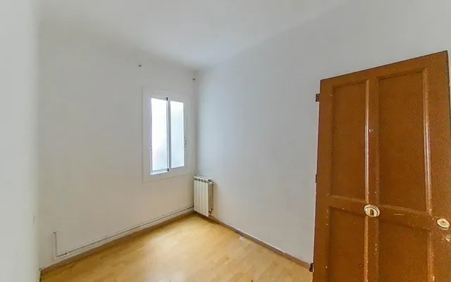 SE VENDE PISO EN BARCELONA, ZONA BON PASTOR — 11