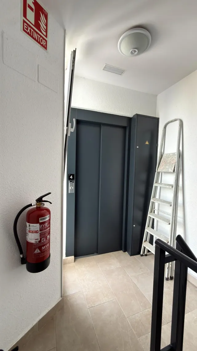 LUMINOSO PISO EN VENTA EN LA ORDEN (HUELVA) — 26