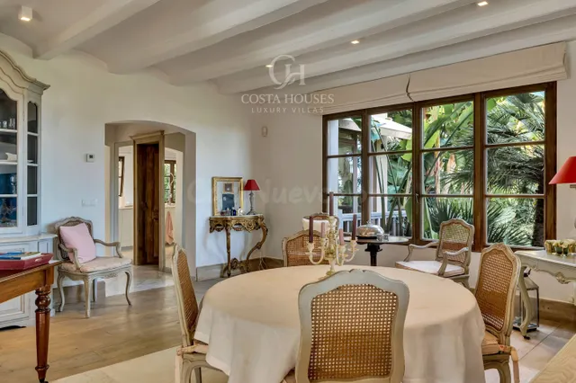 VILLA OLIVARA · JARDINES MEDITERRANEOS Y VISTAS AL MAR EN JA - foto 4