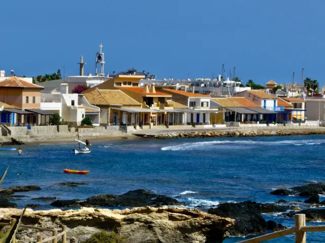 CHALET INDEPENDIENTE CON VISTAS AL MAR MEDITERRANEO — 23