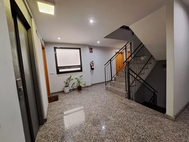 Ampli apartament seminou a segona línia de mar — 16