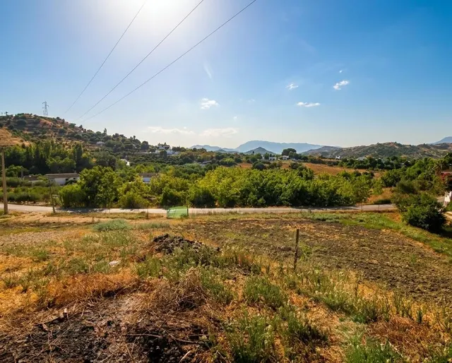 EXCLUSIVA FINCA RÚSTICA DE 7.500 M2 CON 292 M2 CONSTRUIDOS, PRIVACIDAD Y VISTAS DESPEJADAS EN COÍN — 14