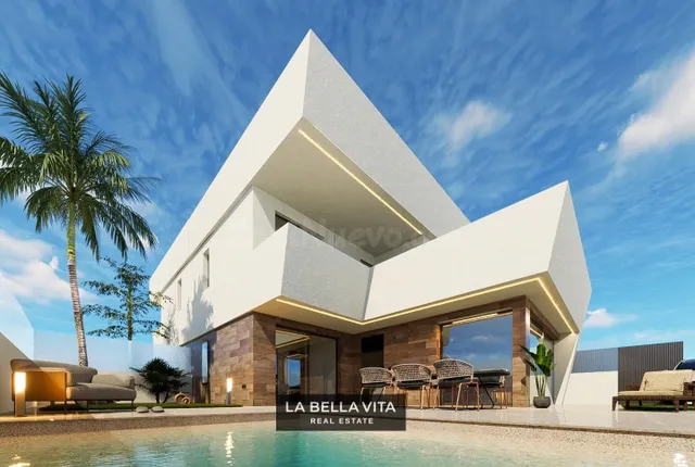 Villas de nueva construcción en San Pedro del Pinatar con pi