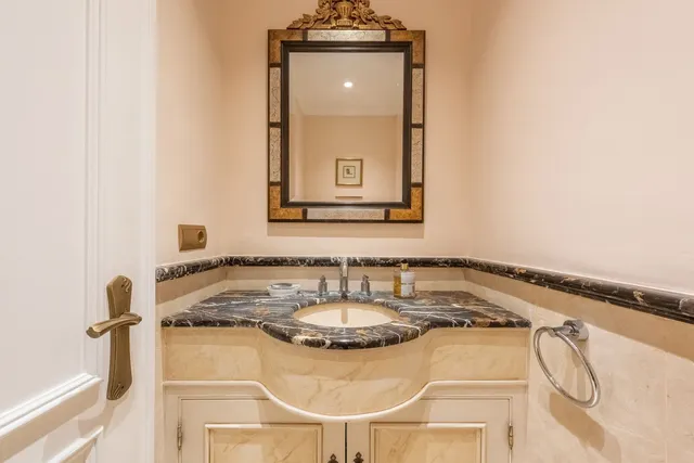 Chalet 6 habitaciones 341m² en venta - Costa Del Sol — 47