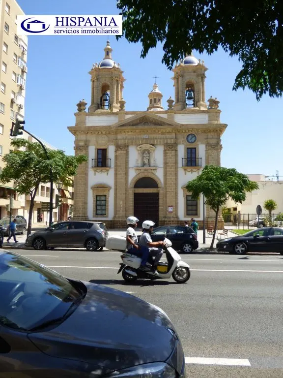 Local comercial situado en la mejor zona comercial de la Avenida principal de Cadiz — 5