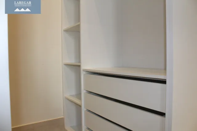 ESTUDIO EN ALQUILER 1 DORMITORIO EN TIRO DE LÍNEA — 30