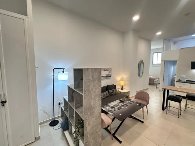 APARTAMENTO EN EXPLOTACIÓN TURÍSTICA — 8