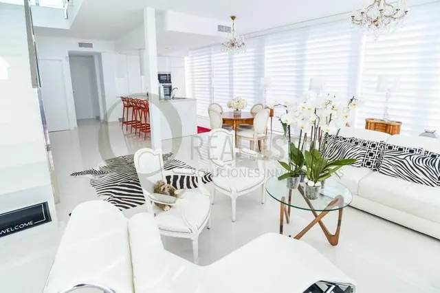 VILLAS EXCLUSIVAS EN GRAN ALACANT: LUJO, DISEÑO Y CONFORT EN - foto 4