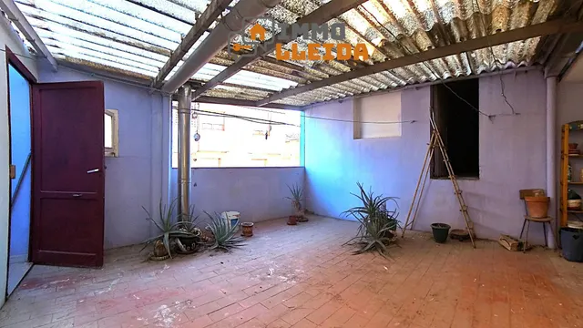 OPORTUNIDAD Casa en Binéfar con mucho espacio — 6