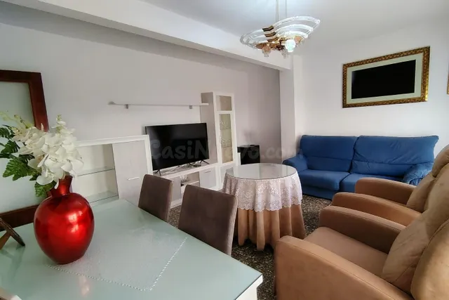 ¡OPORTUNIDAD ÚNICA! BONITO PISO EN EL MISMO CORAZÓN DE ASPE