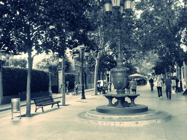 PARKING JUNTO RBLA.JUST OLIVERAS — 5