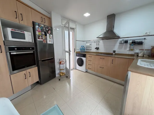 INTERESANTE CHALET EN LA POBLA DE VALLBONA — 13