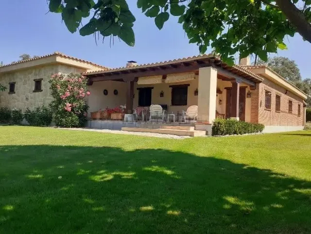 Chalet 3 habitaciones en venta - Castilla y leon - foto 3