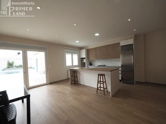 Espectacular Casa Tipo Chalet con Piscina Privada en Tomelloso — 15
