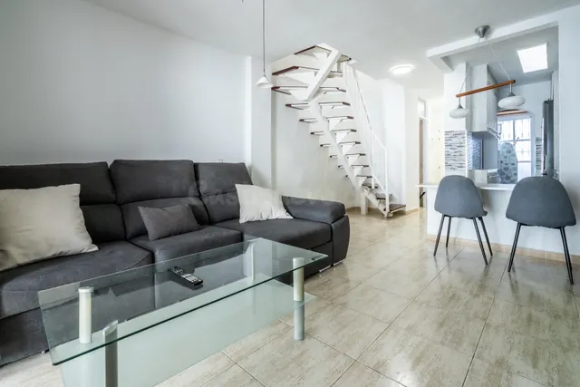 Dúplex con terraza y piscina en Callao Salvaje