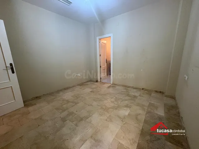 EXCLUSIVA EN ZUMBACÓN | Comodidad, potencial y una ubicación - foto 2