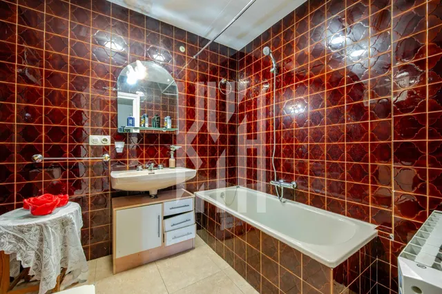 Piso con terraza privada y garaje en taialà — 25