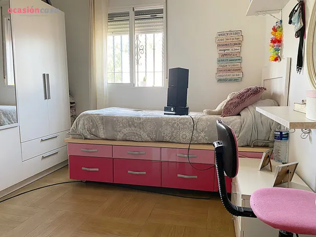 PARCELA DE 700 m2 , con 2 casas equipadas de cocina , habitaciones , baños ...! — 48