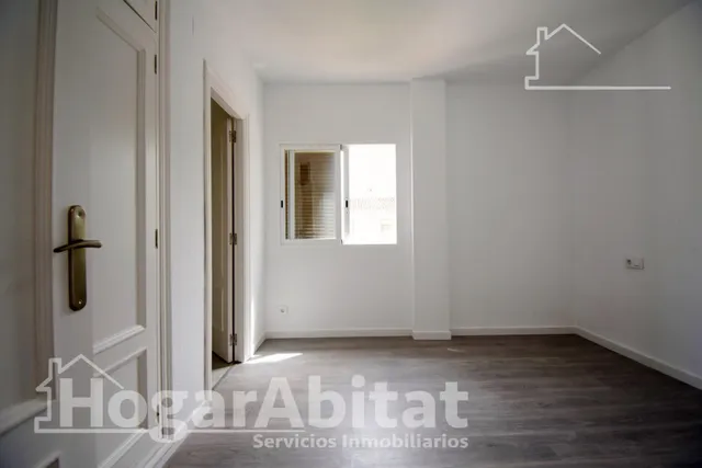 ÁTICO REFORMADO CON TERRAZA Y VISTAS DESPEJADAS AL MONTGÓ — 23