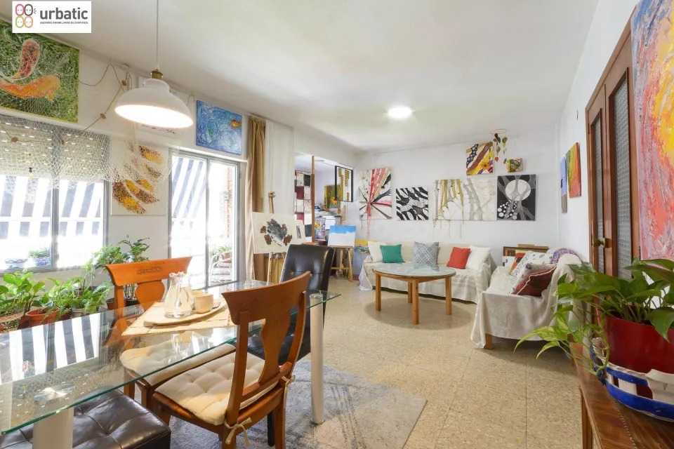 Piso en venta en Gandia, zona Hospital, 3 dormitorios, 2 baños y 106 m2