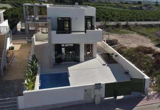 Hermosa Villa independiente en Nueva Daya - foto 3