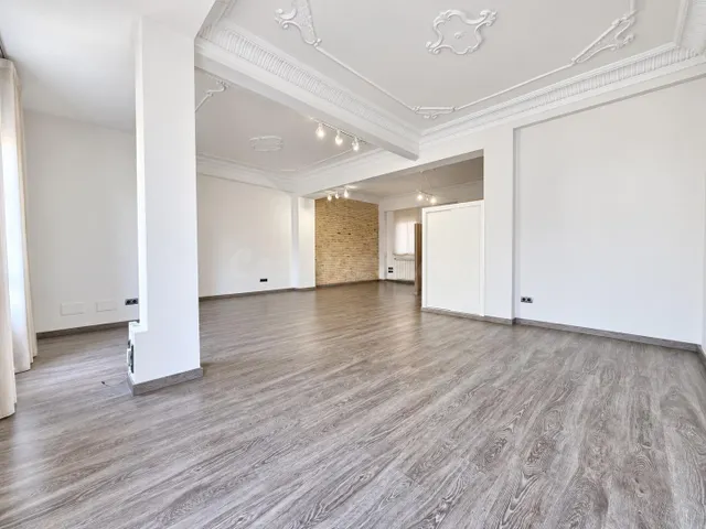Piso 2 habitaciones 188m² en venta - Gran Vía - foto 4
