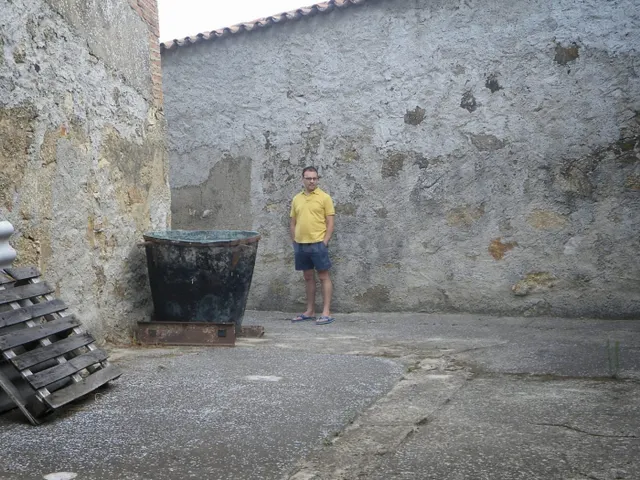 Edificio singular en Casas de Don Antonio - foto 4