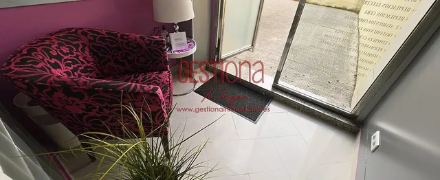 LOCAL COMERCIAL EN LA CALLE CISNEROS. SANTANDER — 6