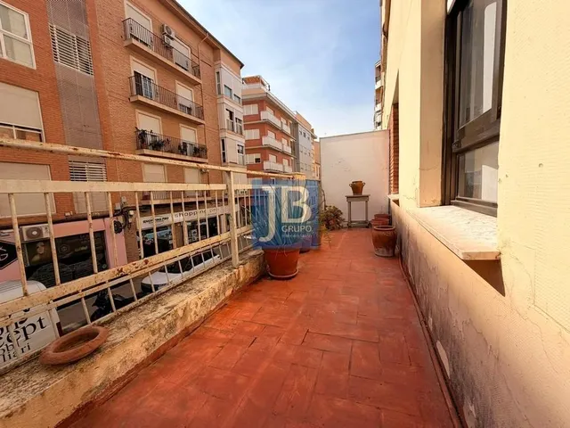 Piso 3 habitaciones 80m² en venta - LA REINA — 23