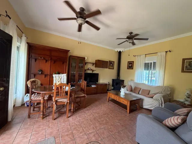 AMPLIA PARCELA RÚSTICA CON CASITA Y ZONA DE HUERTO!! — 11