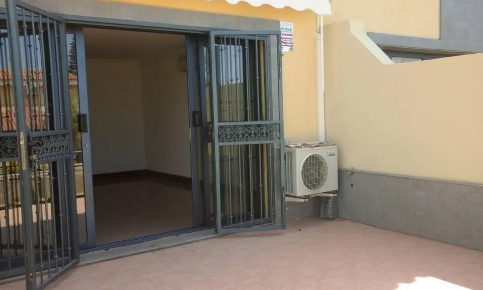 Villa 130m2 en El Madroñal con terraza y jardin