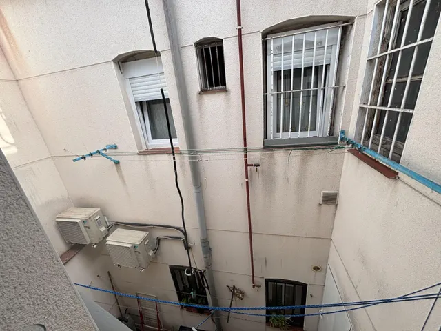 Acogedor DÚPLEX de 2 DORMITORIOS y 2 BAÑOS — 24