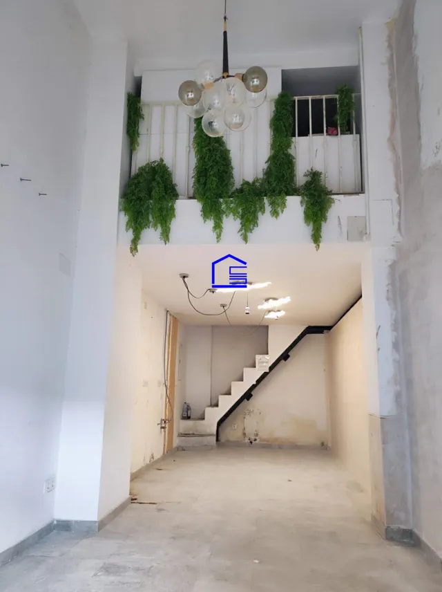 LOCAL COMERCIAL EN ZONA HOSPITAL — 3