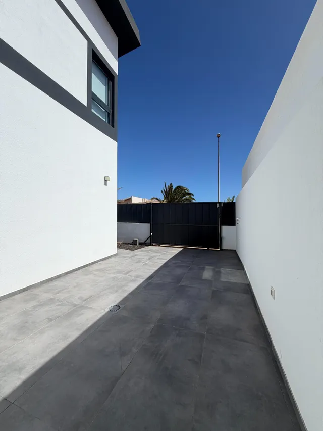 Casa con piscina privada junto al mar en La Listada — 6