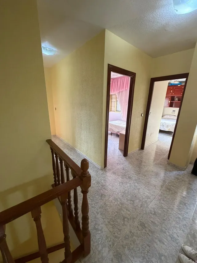 CASA INDEPENDIENTE EN EL ESTRECHO DE SAN GINÉS – 290 m2 – 5 DORMITORIOS – 4 BAÑOS — 18