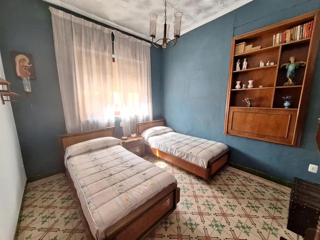 ✨Casa de estilo modernista con jardín privado y amplio garaje en el centro de Monóvar — 31