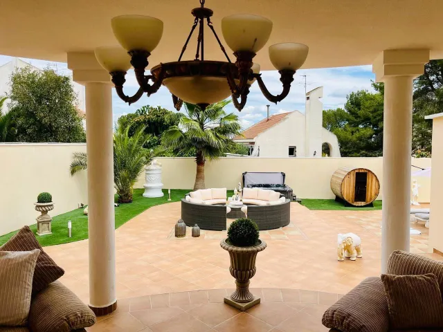 Villa 4 habitaciones 302m² en venta - Pueblo 9 — 41