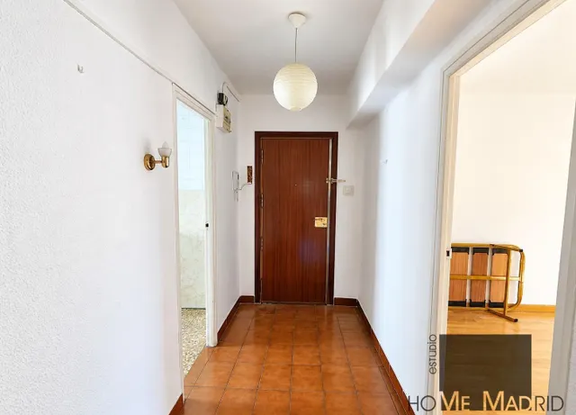 ESTUDIO HOME MADRID OFRECE piso de 109 m2, situado en tercera planta exterior, en el barrio de Peñagrande. — 19