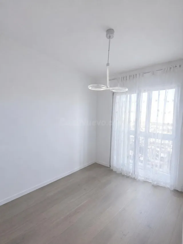 Apartamento en planta 12 con vistas al lago y montaña, 2 hab - foto 4