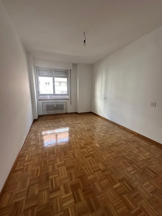 VENTA: Amplio Piso Zona Alta — 14