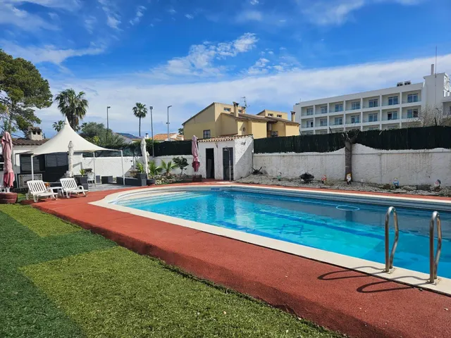 Villa 4 habitaciones 182m² en venta - Urbanizacion ciudad ja - foto 4