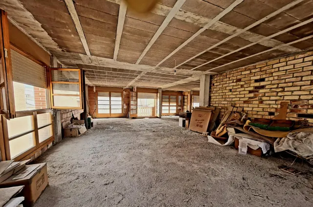 Casa de Pueblo. — 50