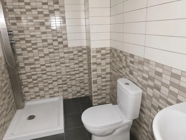 Piso en planta baja de 1 Dormitorio con Garaje y Trastero — 9