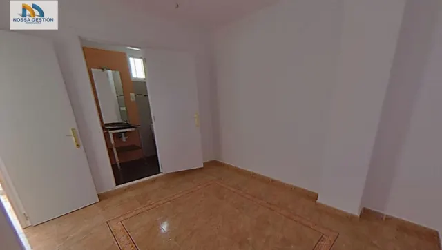 MAGNIFICA OPORTUNIDAD!!! - AMPLIO PISO OCUPADO- AYORA — 12